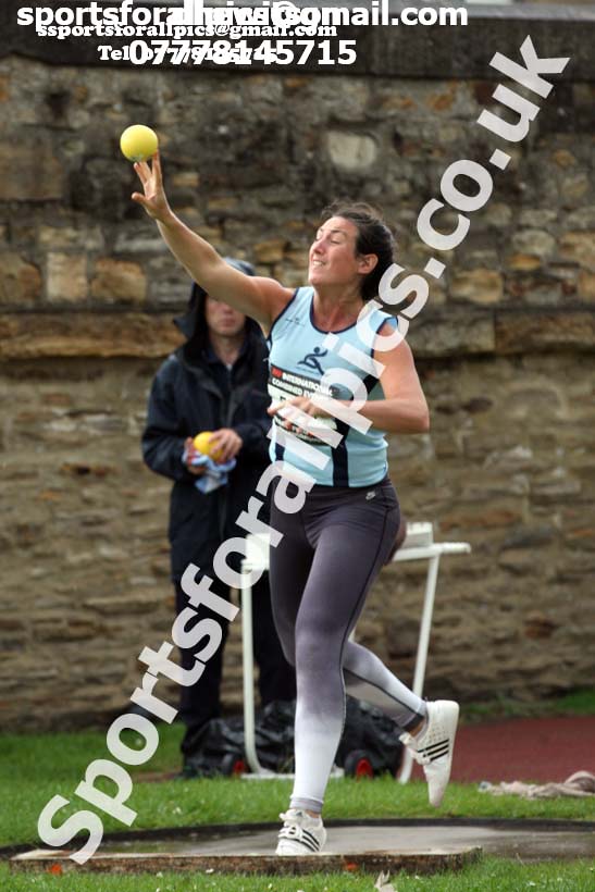 Womens heptathlon shot putt, EAP International Cominted Events, Hexham. Photo: David T. Hewitson/Sports for All Pics